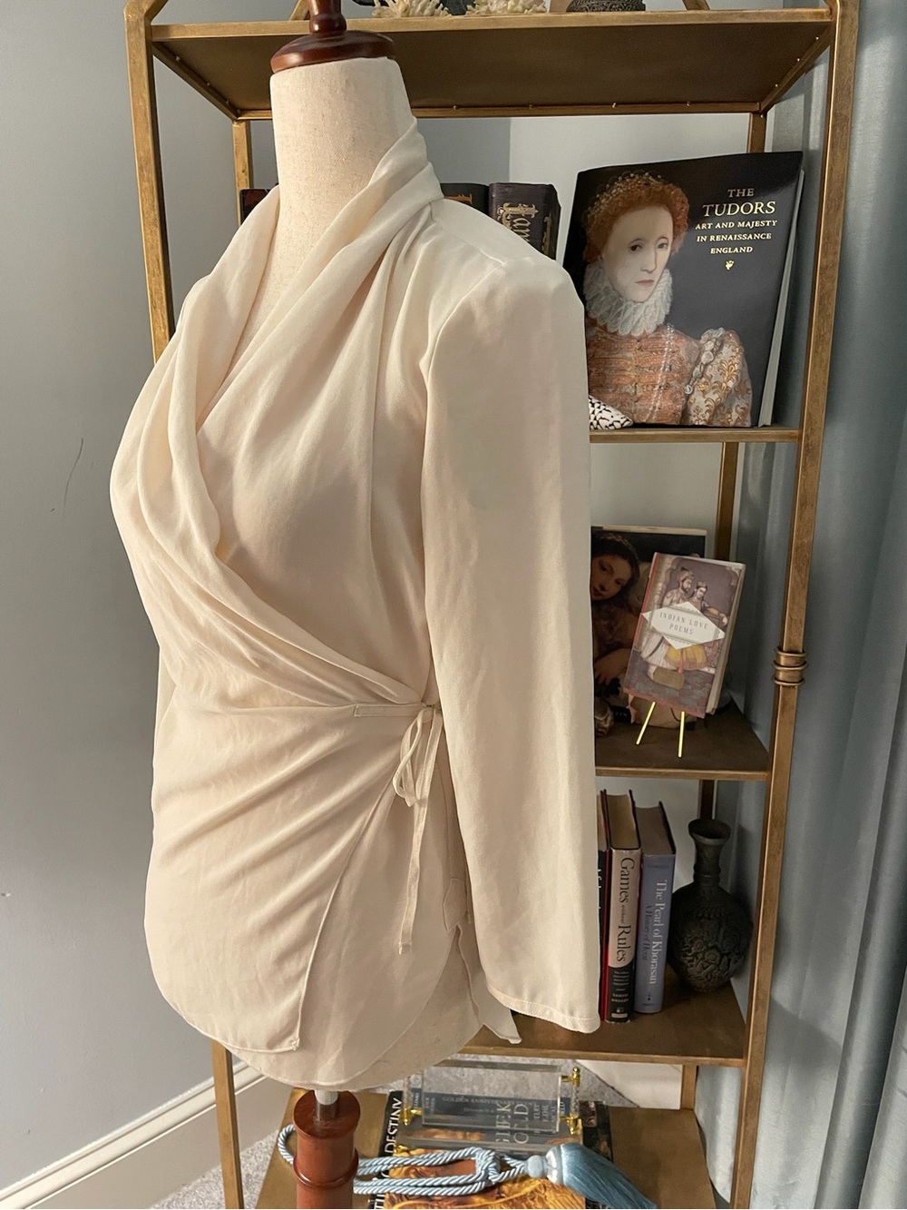 Aritzia Wilfred Cream Wrap Blouse XS XXS 3/4 Sleeves Tie Waist - Picture 5 of 15